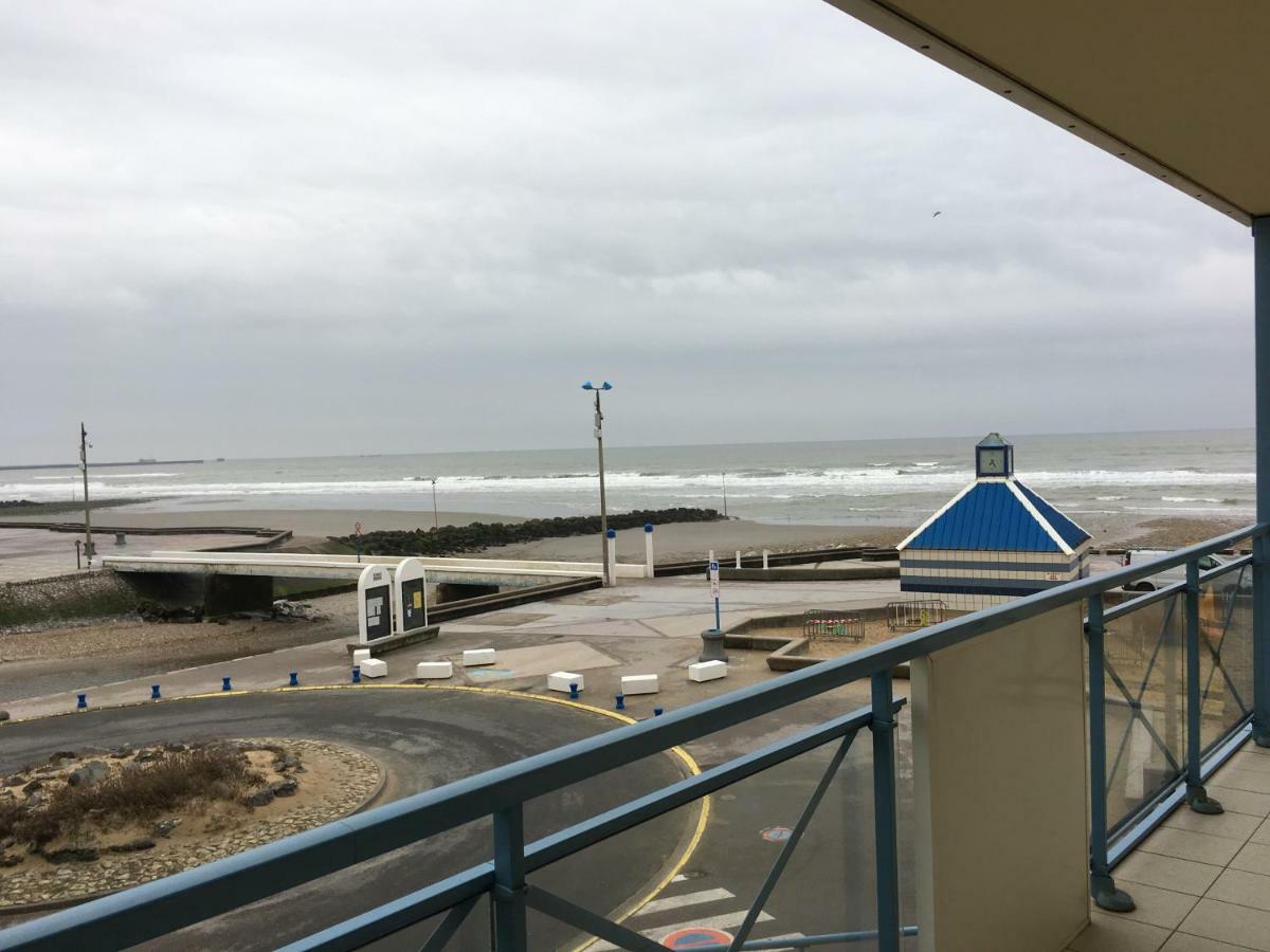 Fleur De Sel Appartement Face A La Mer Wimereux Exterior photo